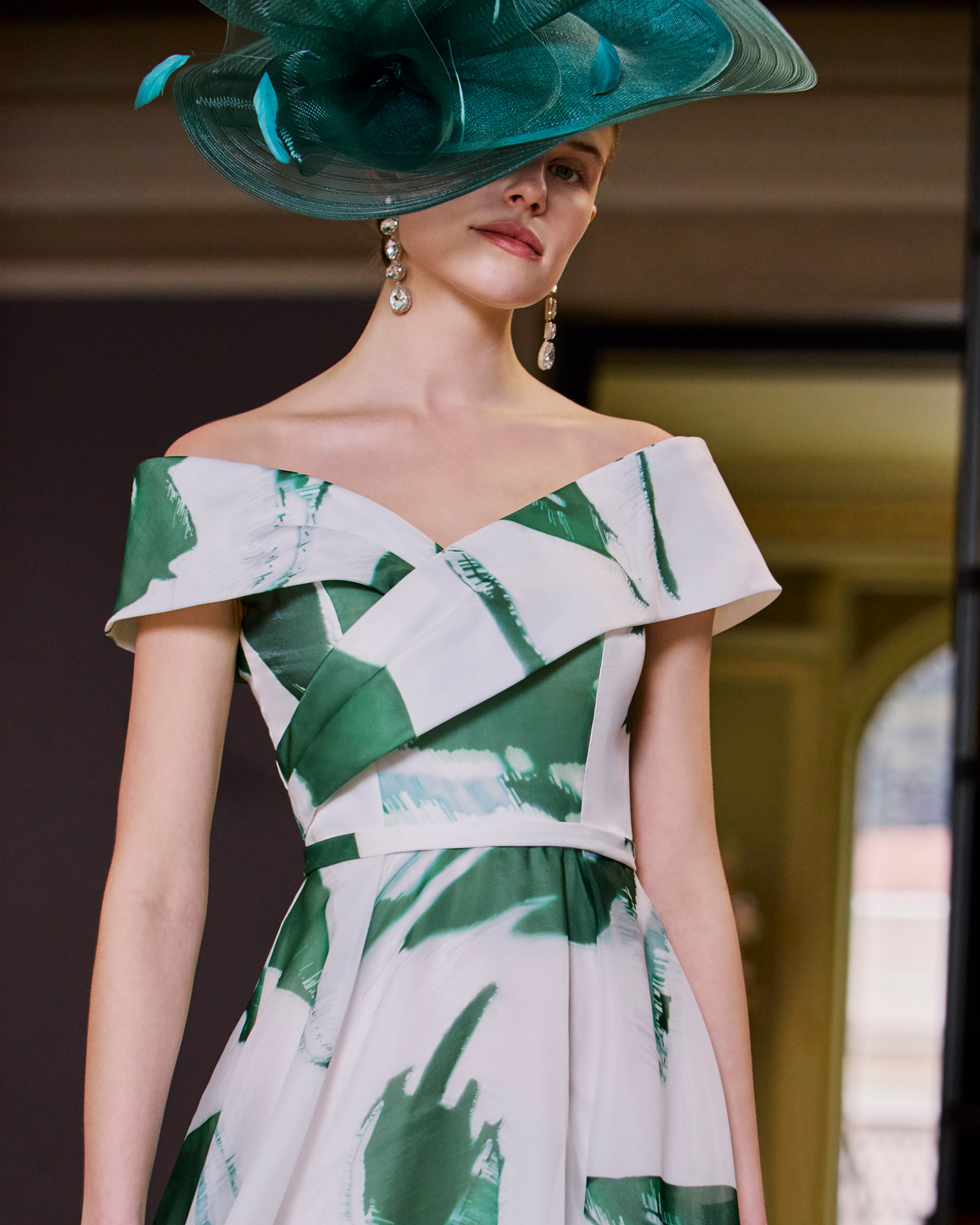 Couture Club 1G2M8 - Elm Green - Mother of the Bride & Groom